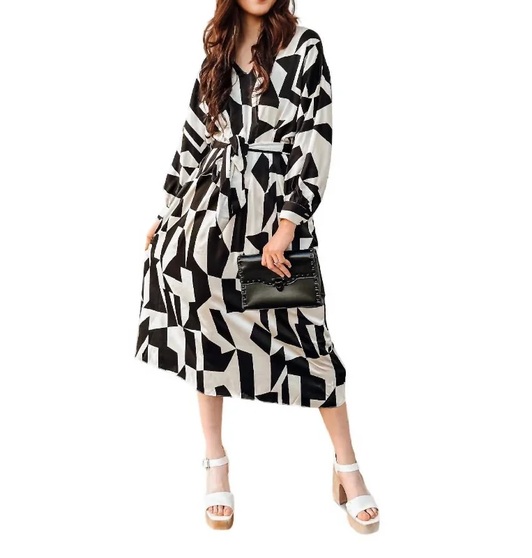 Geometric Print Satin Midi Dress In Black/white