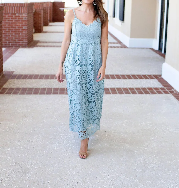 Layla Lace Maxi Dress In Mint