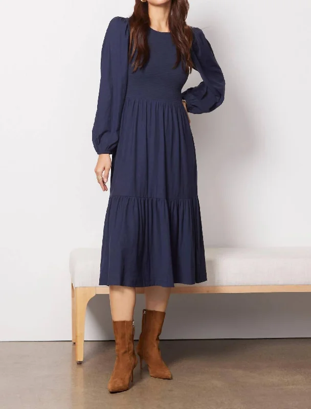 Willow Easy Peasant Dress In Night Horizon